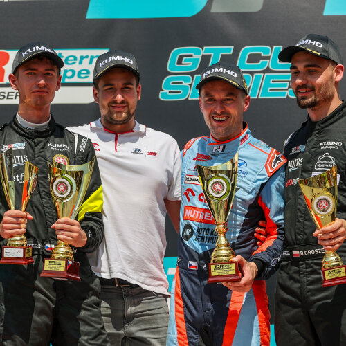 Dvojité pódium na mosteckém autodromu